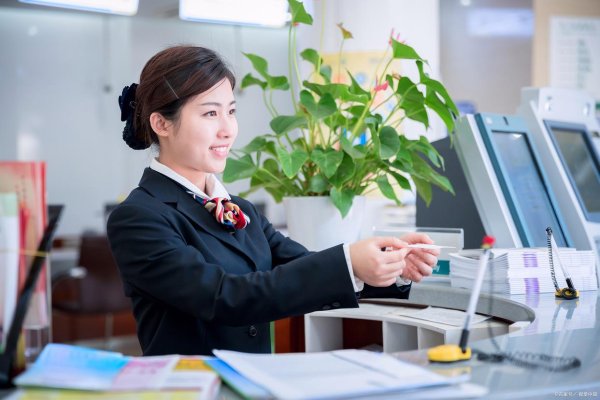 手机上买股票 银行身份证件更新必须去柜台办吗？