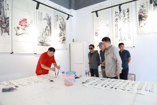 炒股网站 丹青溢彩 翰墨飘香 “萧县书画文化街区”开街